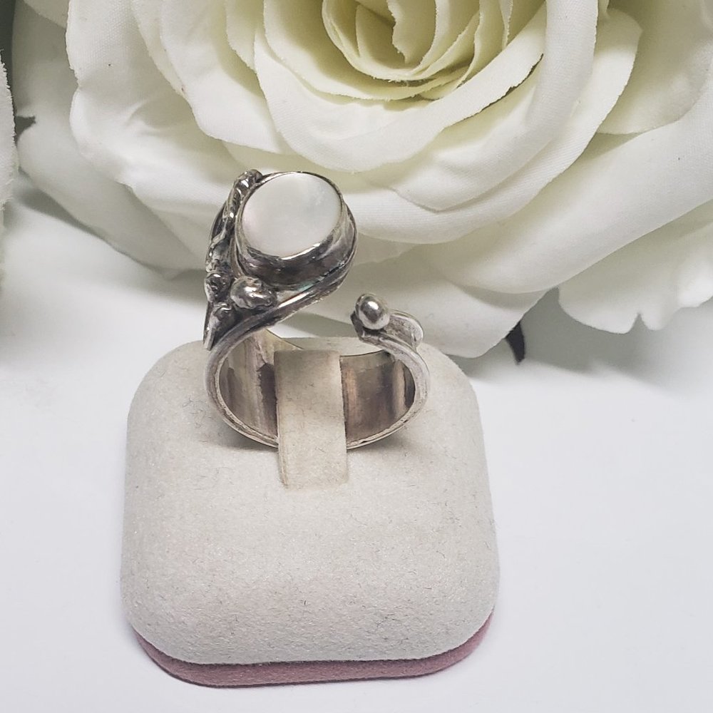 Vintage Opal Stone Silver Ring